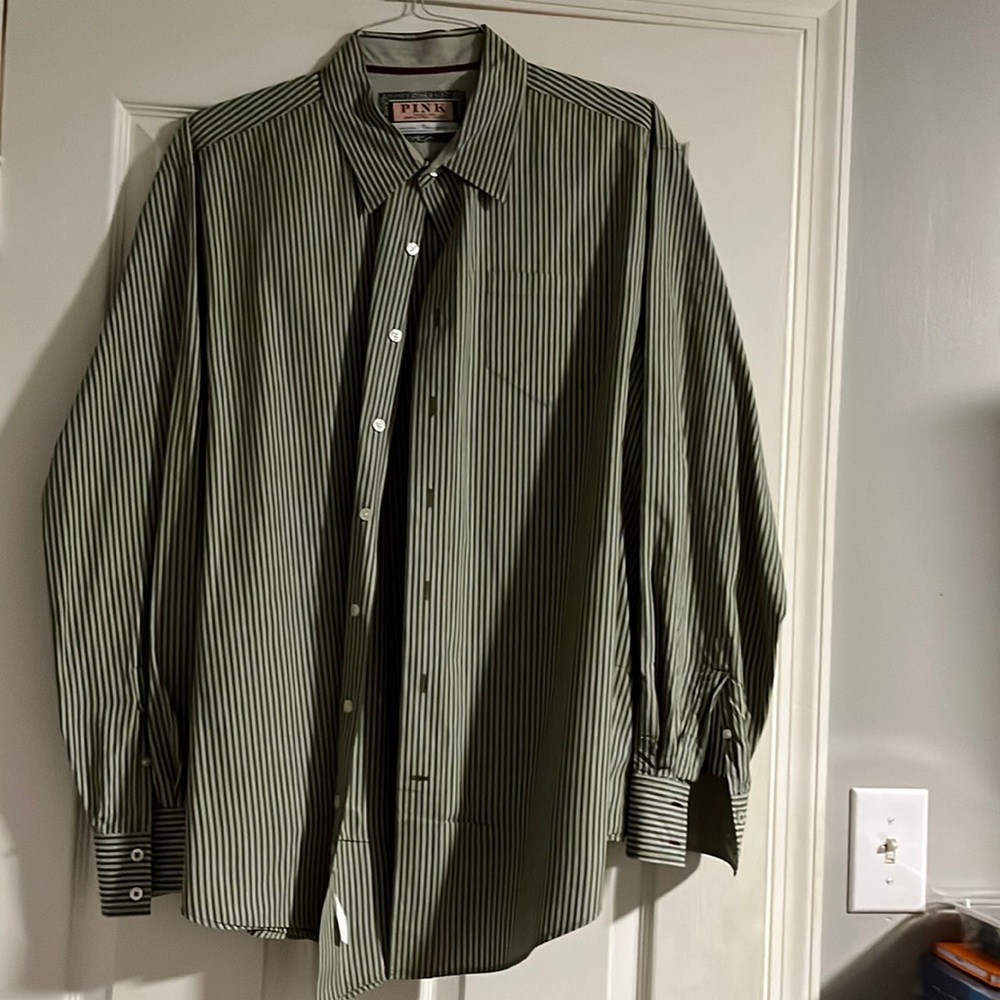 Men’s Pink collared shirt